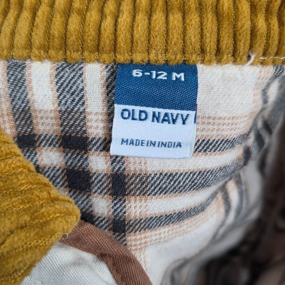 Old Navy Kids Qulited Barn Coat Snap Up Cream Size 6-12 Months
